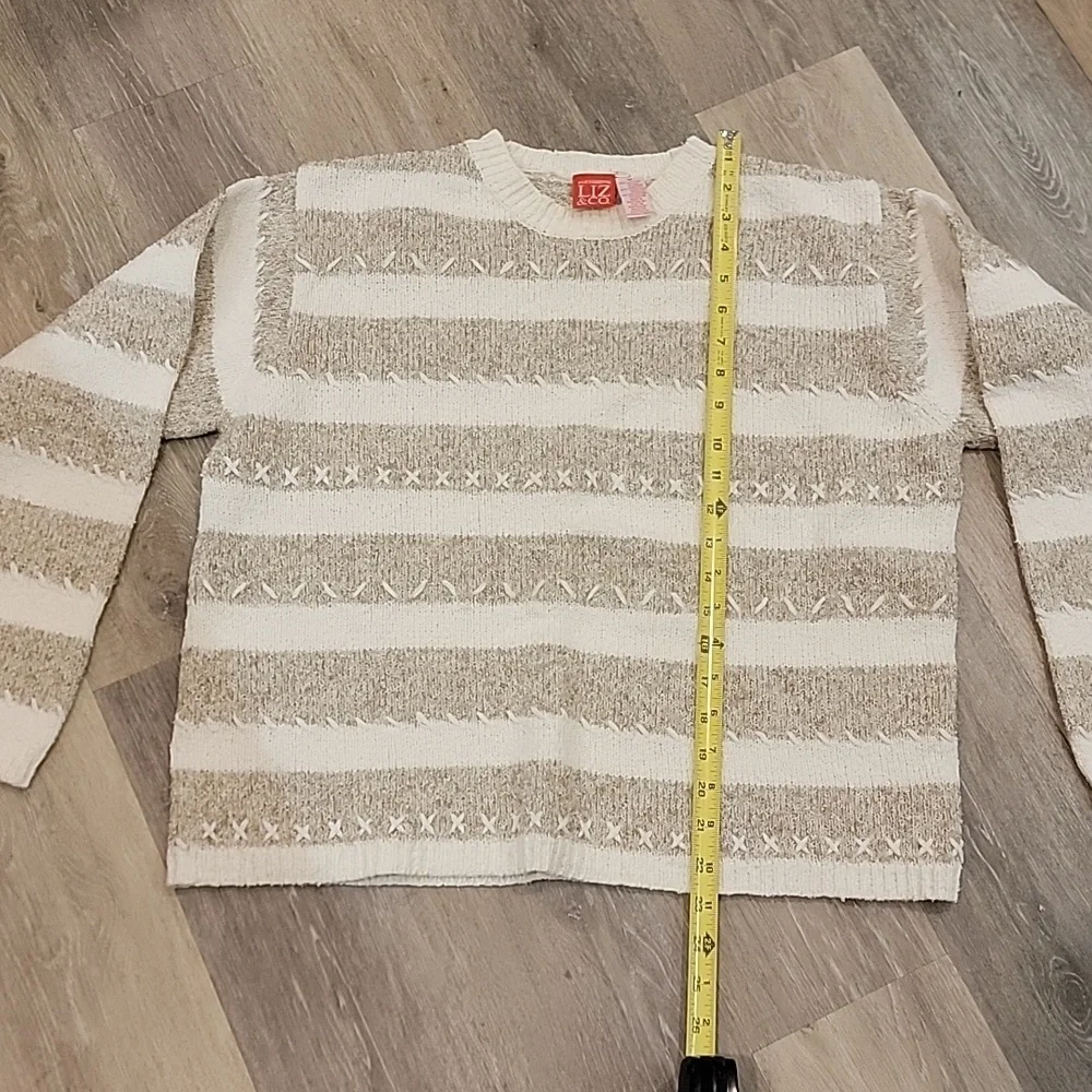 Sweater - Picture 3 of 4